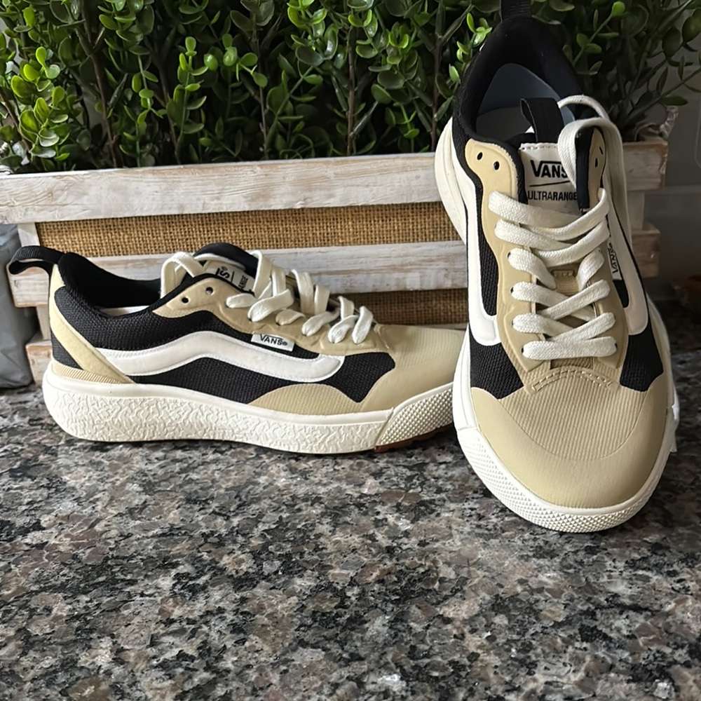 Vans Black and Cream Athletic Sneakers with Retro Design